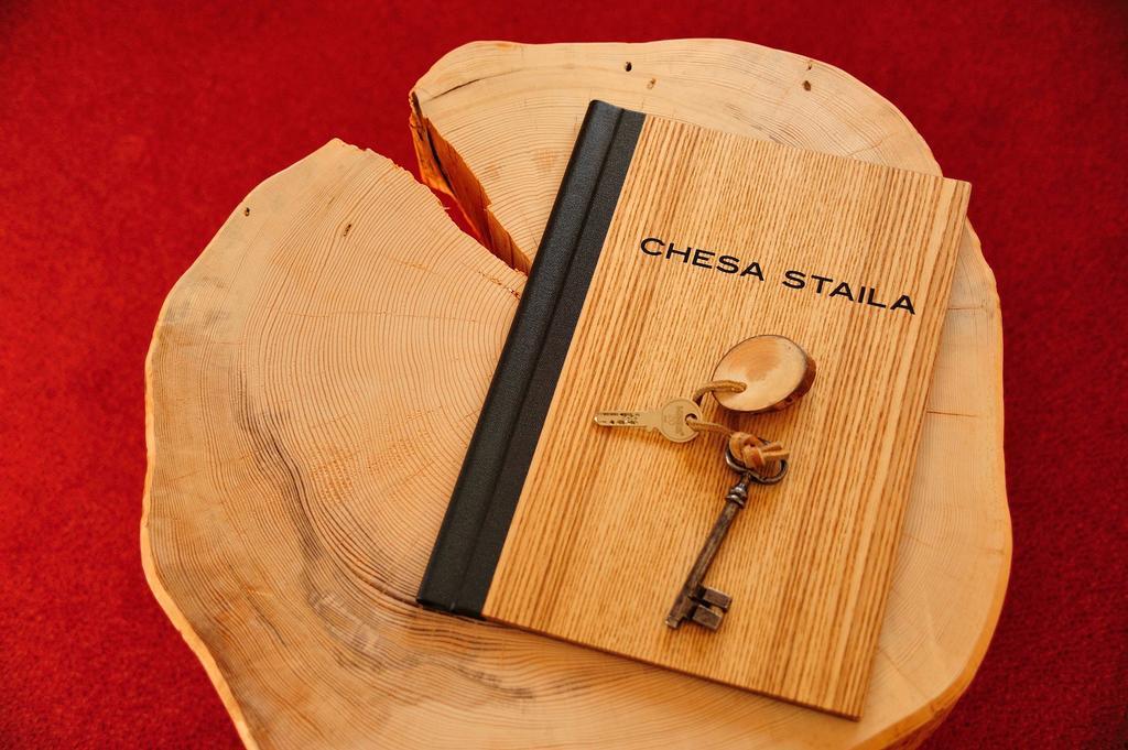 Hotel Chesa Staila La Punt-Chamues-ch Esterno foto