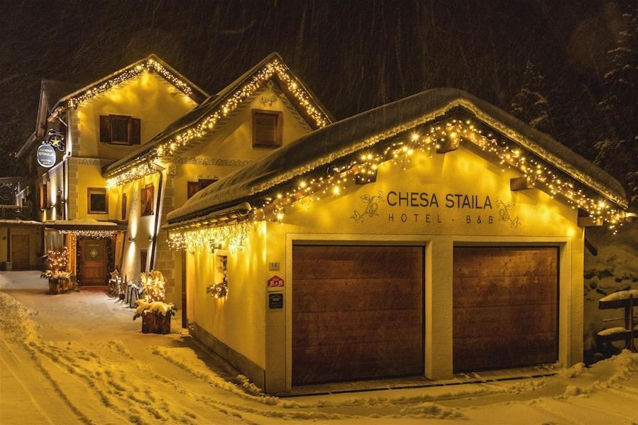 Hotel Chesa Staila La Punt-Chamues-ch Esterno foto